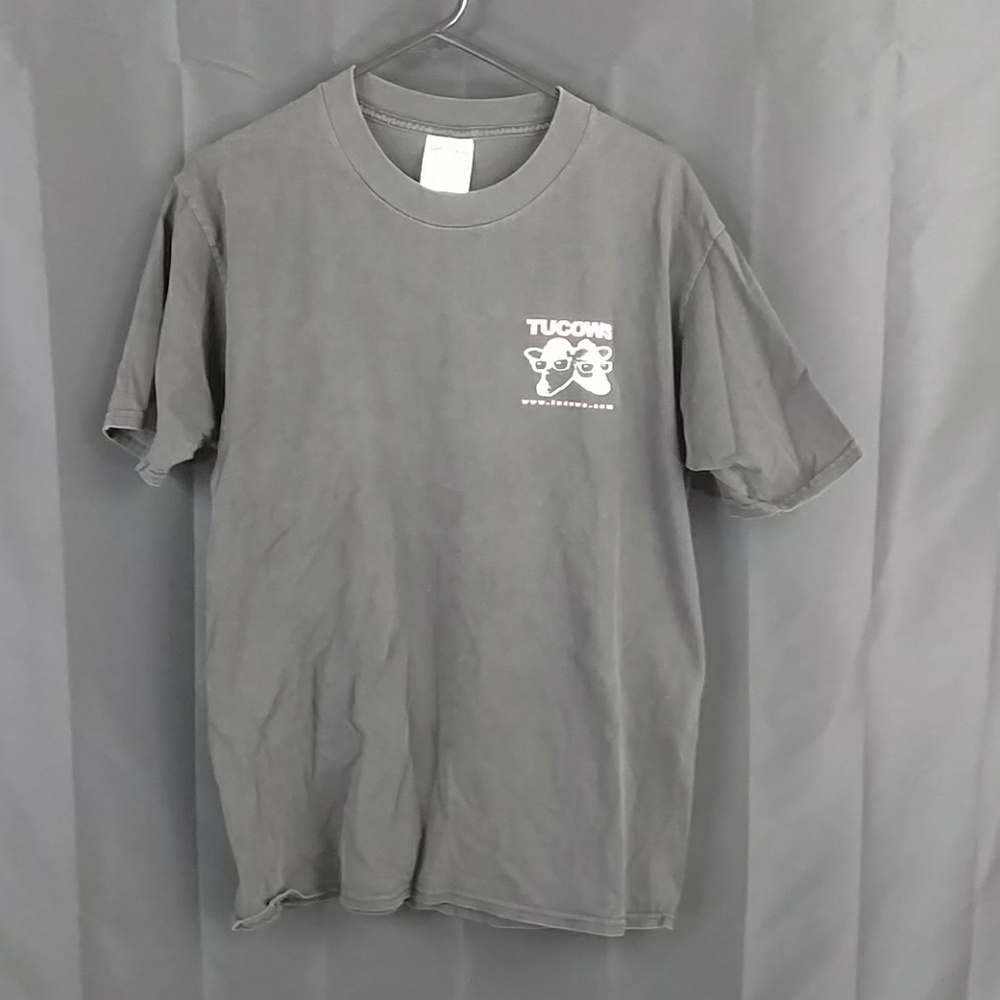 Black T-shirt of Tucows company